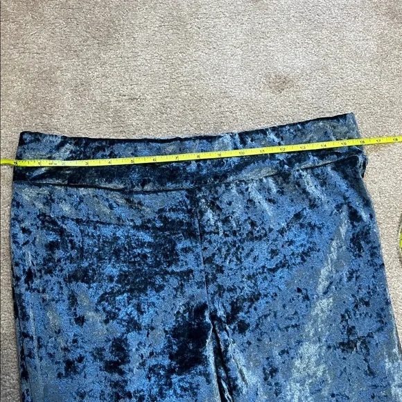 HUE Slate Blue Crushed Velvet Leggings Large NWT - Picture 4 of 8
